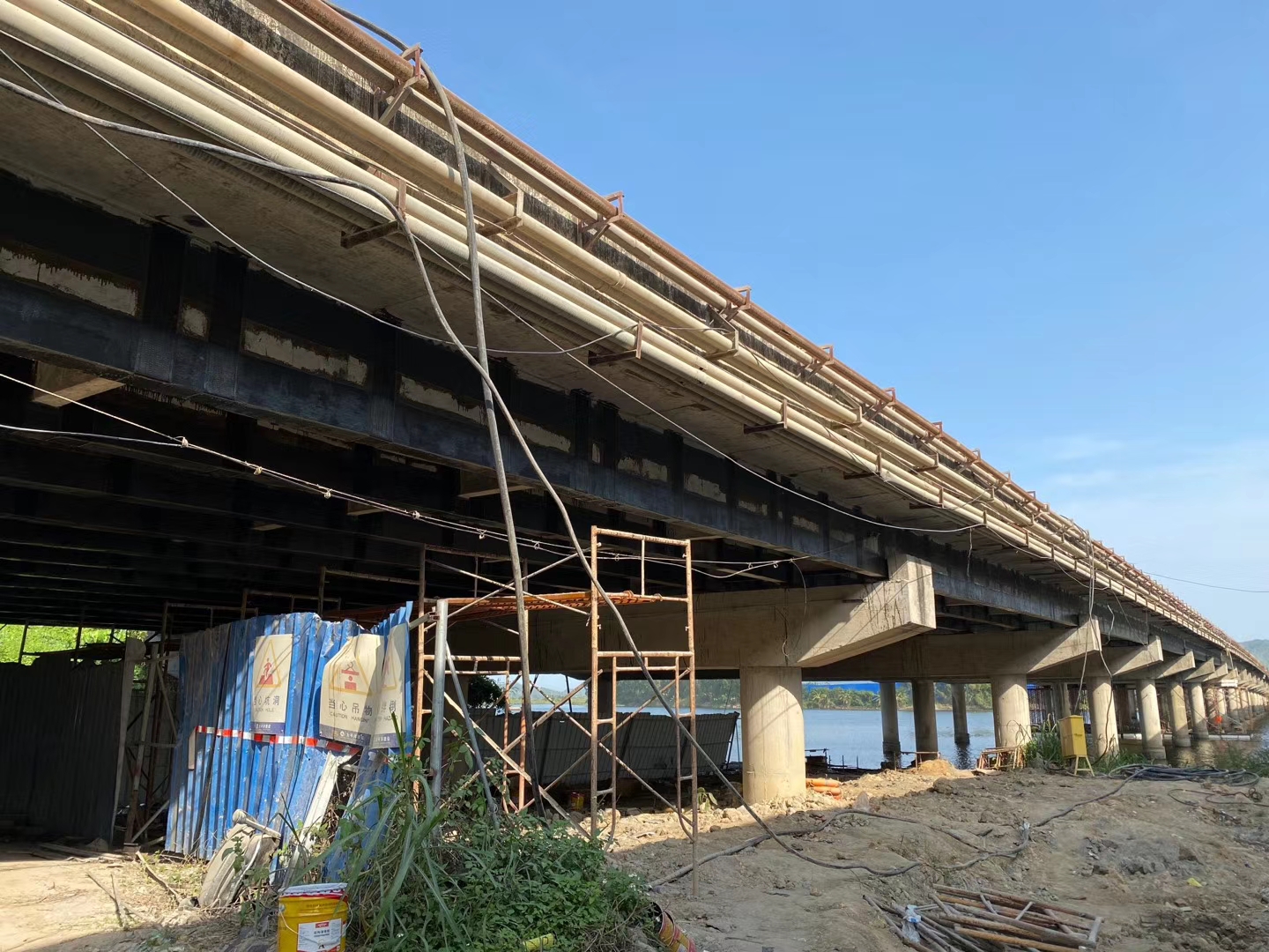 滁州桥梁下部结构抗倾覆加固方法